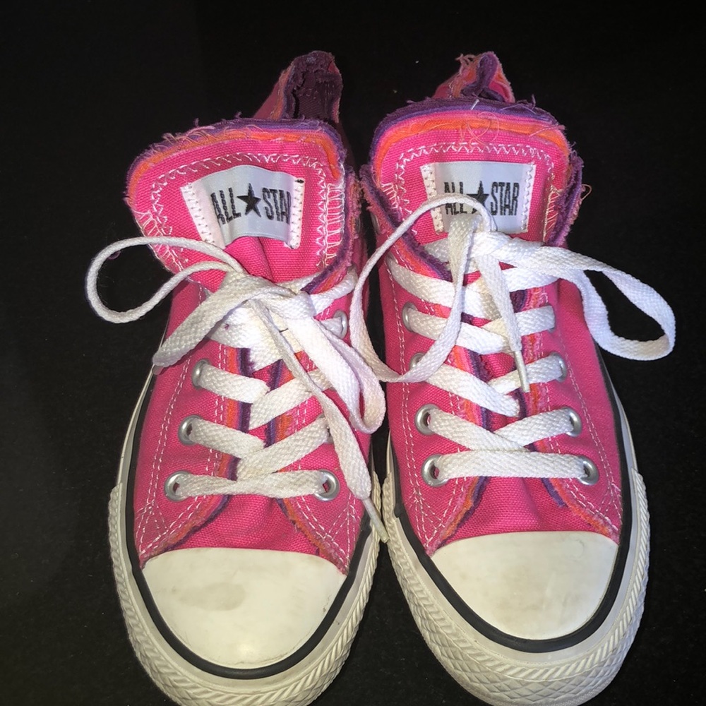Pink converse